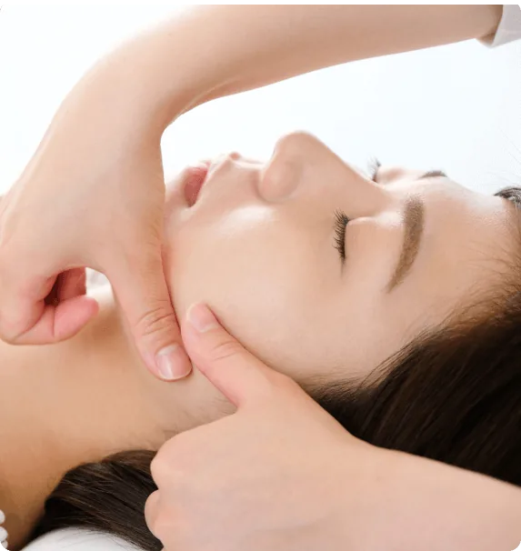 Massage therapy session at Pamper Valley spa in downtown Toronto