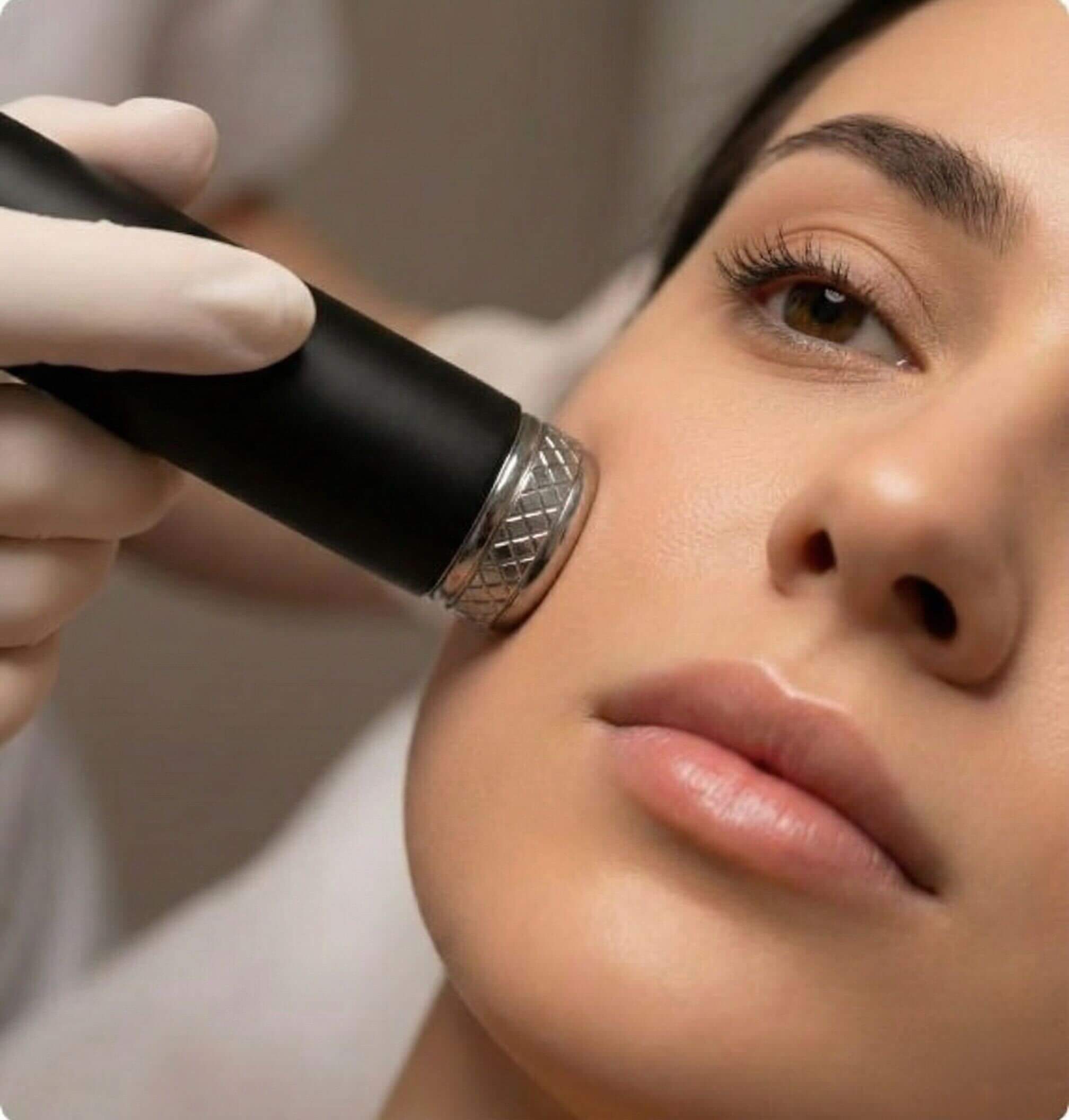 HydraFacial treatment at Pamper Valley spa in downtown Toronto